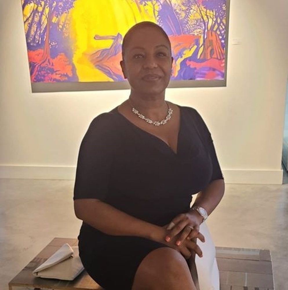 Meet your Posher, Simone